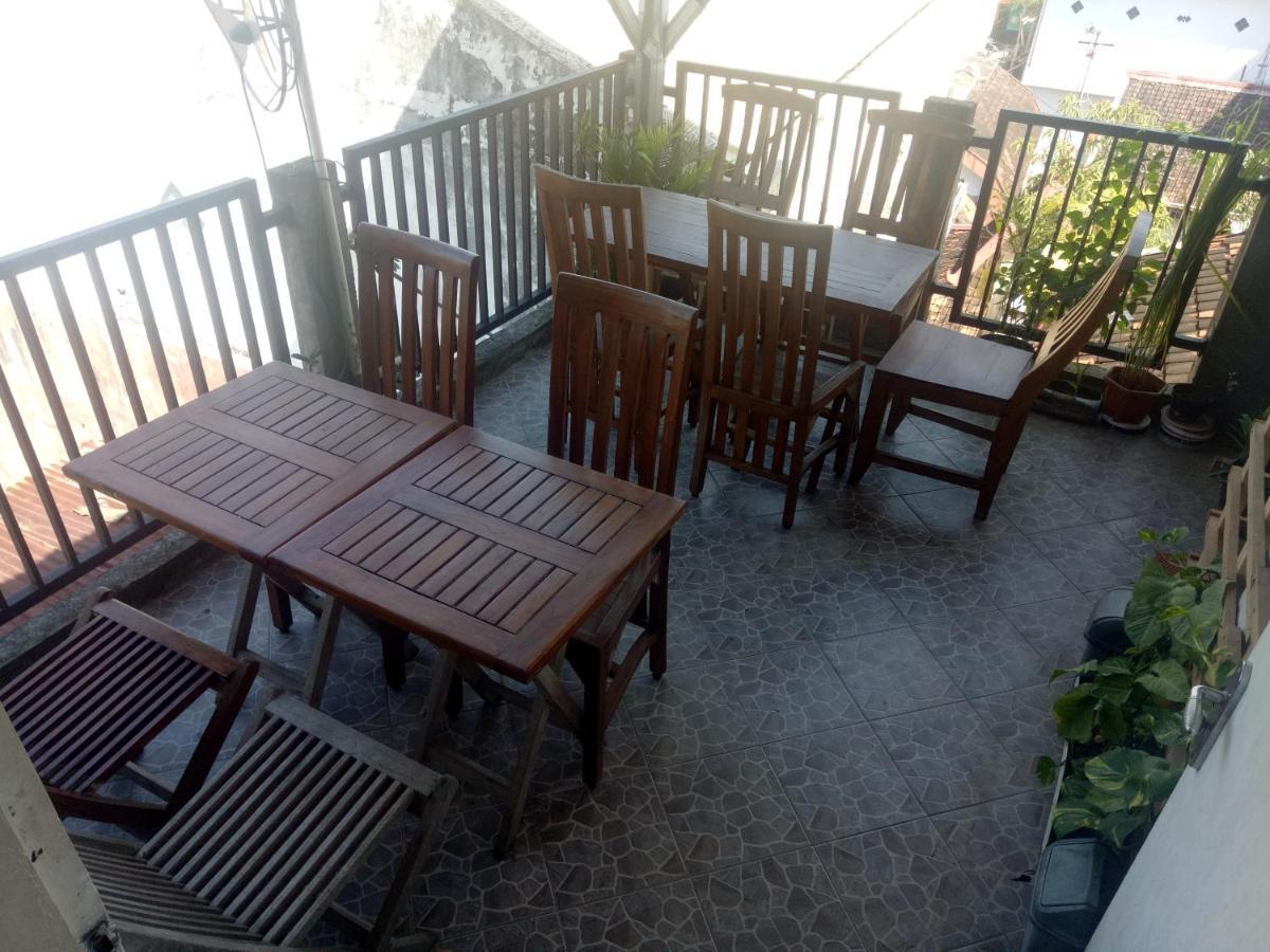 Losmen Fadel Malioboro Jogja Джокякарта Екстериор снимка
