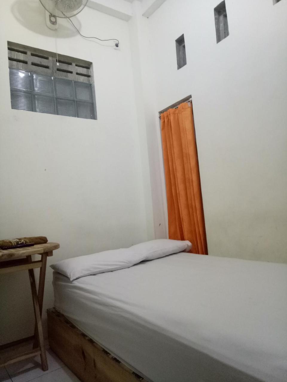 Losmen Fadel Malioboro Jogja Джокякарта Екстериор снимка